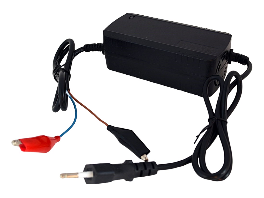 CC/CV-Batterieladegerät für LifePO4 Batterien mit 2A Ladestrom 14,6V automatisch
