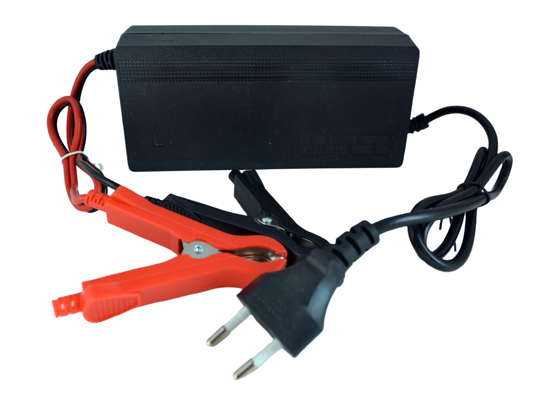 CC/CV-Batterieladegerät für LifePO4 Batterien mit 10A Ladestrom 14,6V automatisch